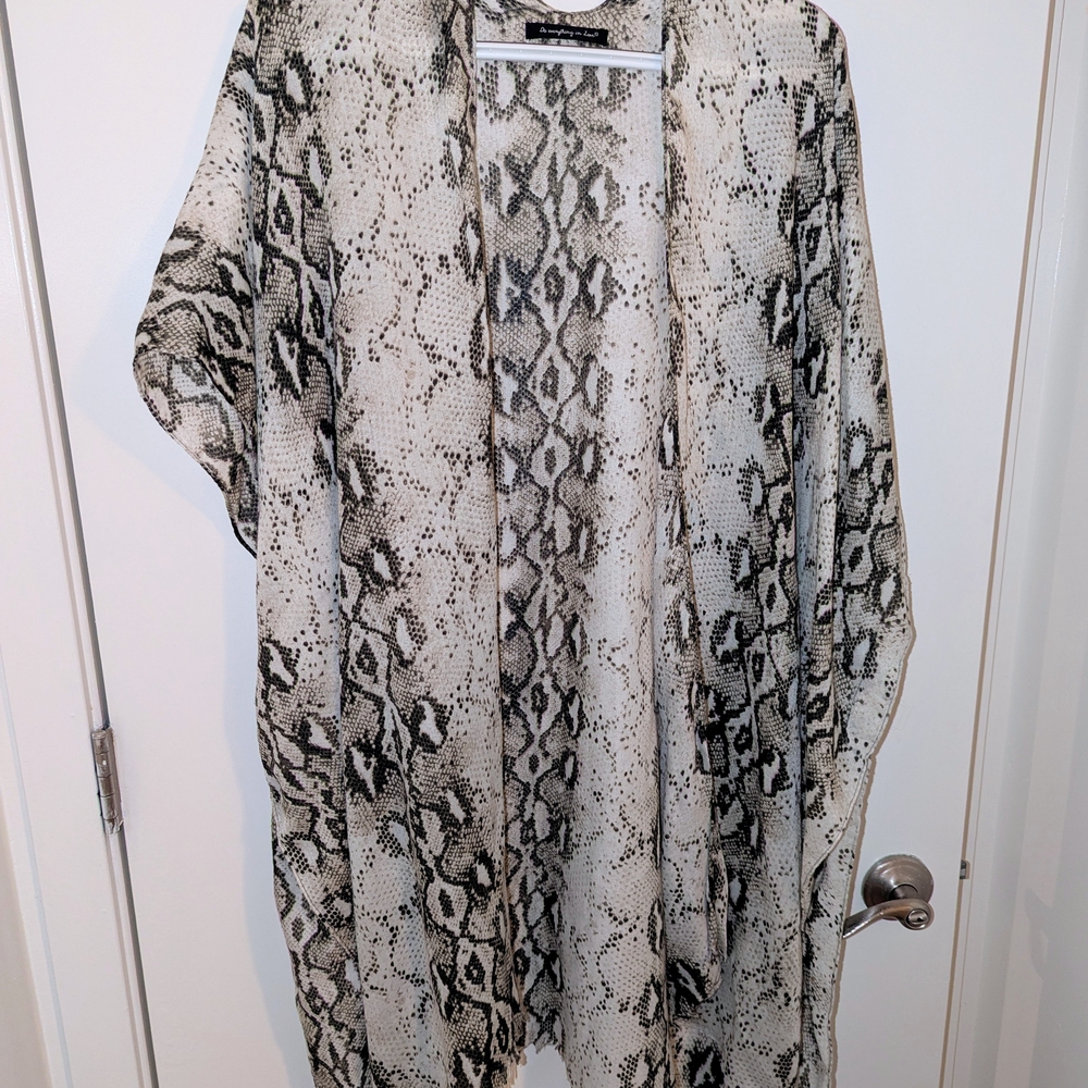 Anthropologie Snakeskin Pattern Kimono